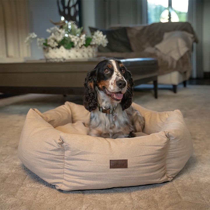 Great & Small Country Deluxe Cream Hexagon Dog Bed